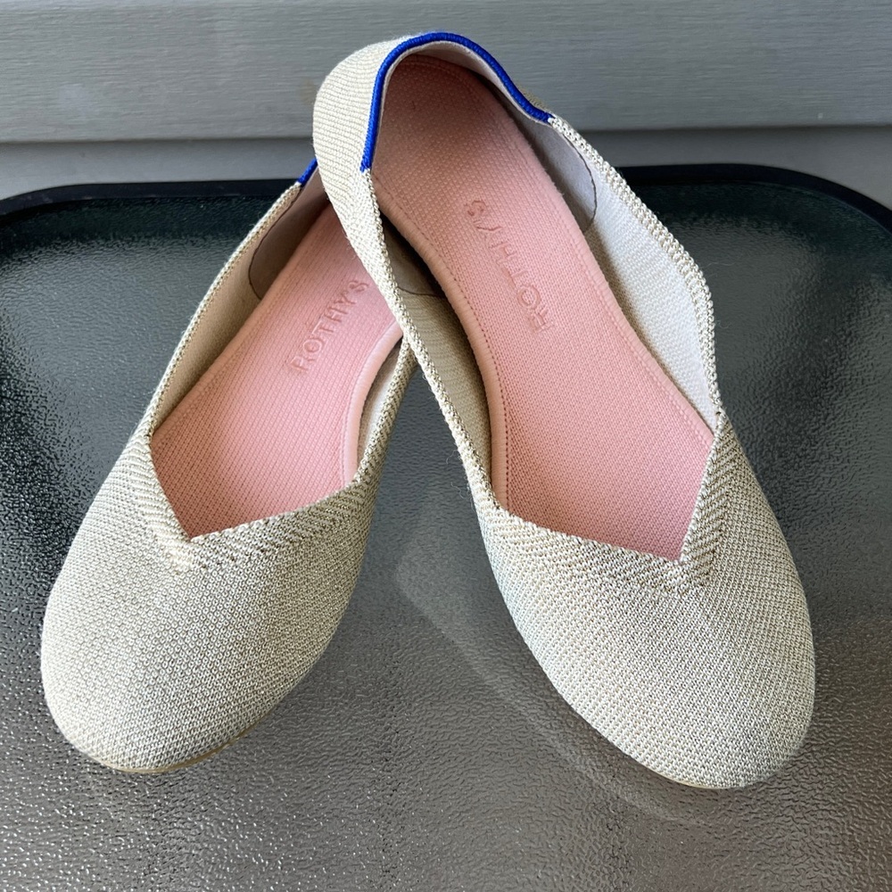 Rothy’s Platinum Metallic Flats Round Toe Sz 7.5
